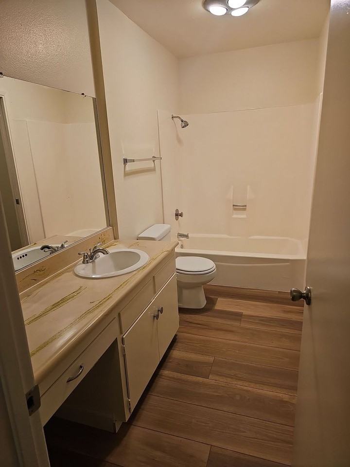 0175 1807 Abbott - Photo 7 of 8