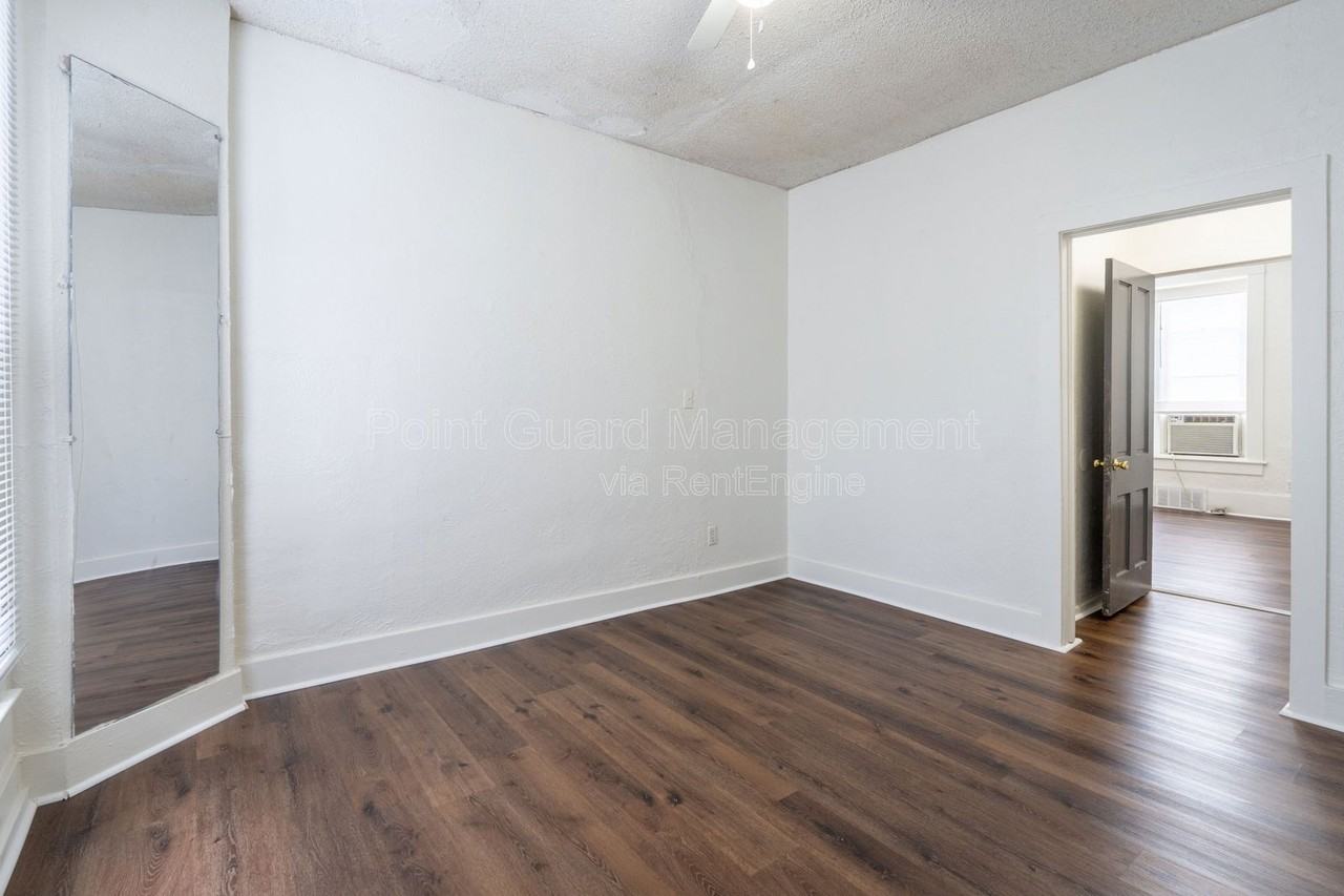 229 S Charles St #2 - Photo 7 of 17