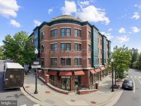 2101 N Monroe St #213 - Photo 1 of 1