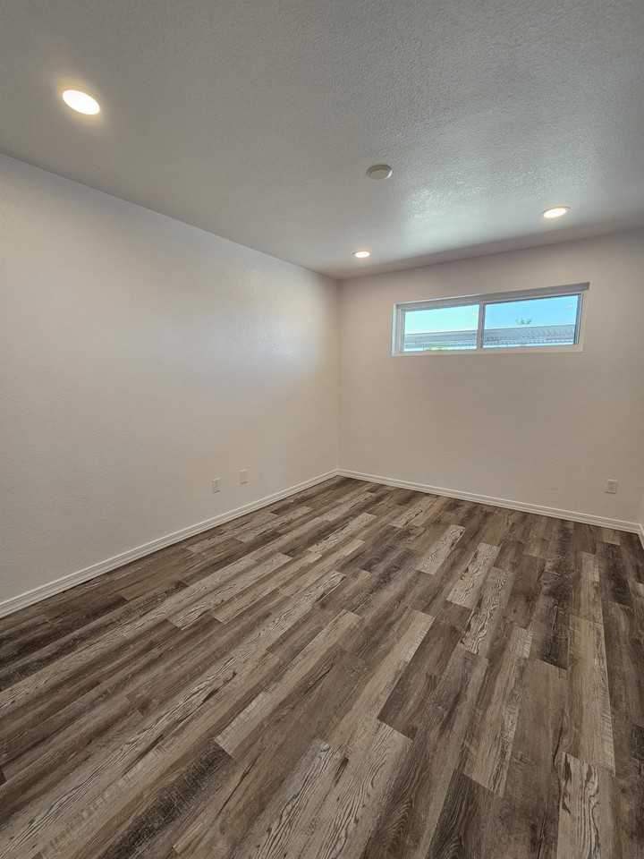 4062 E Main St #A2 - Photo 7 of 9