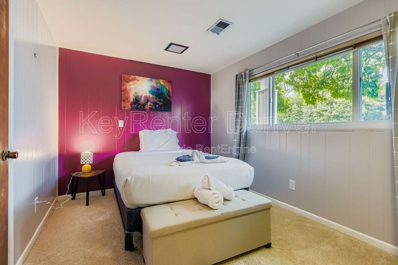 2796 S Quay Way - Photo 3 of 28