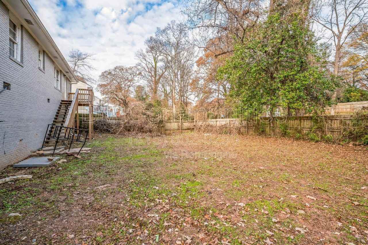 927 Byron Dr Sw - Photo 6 of 37