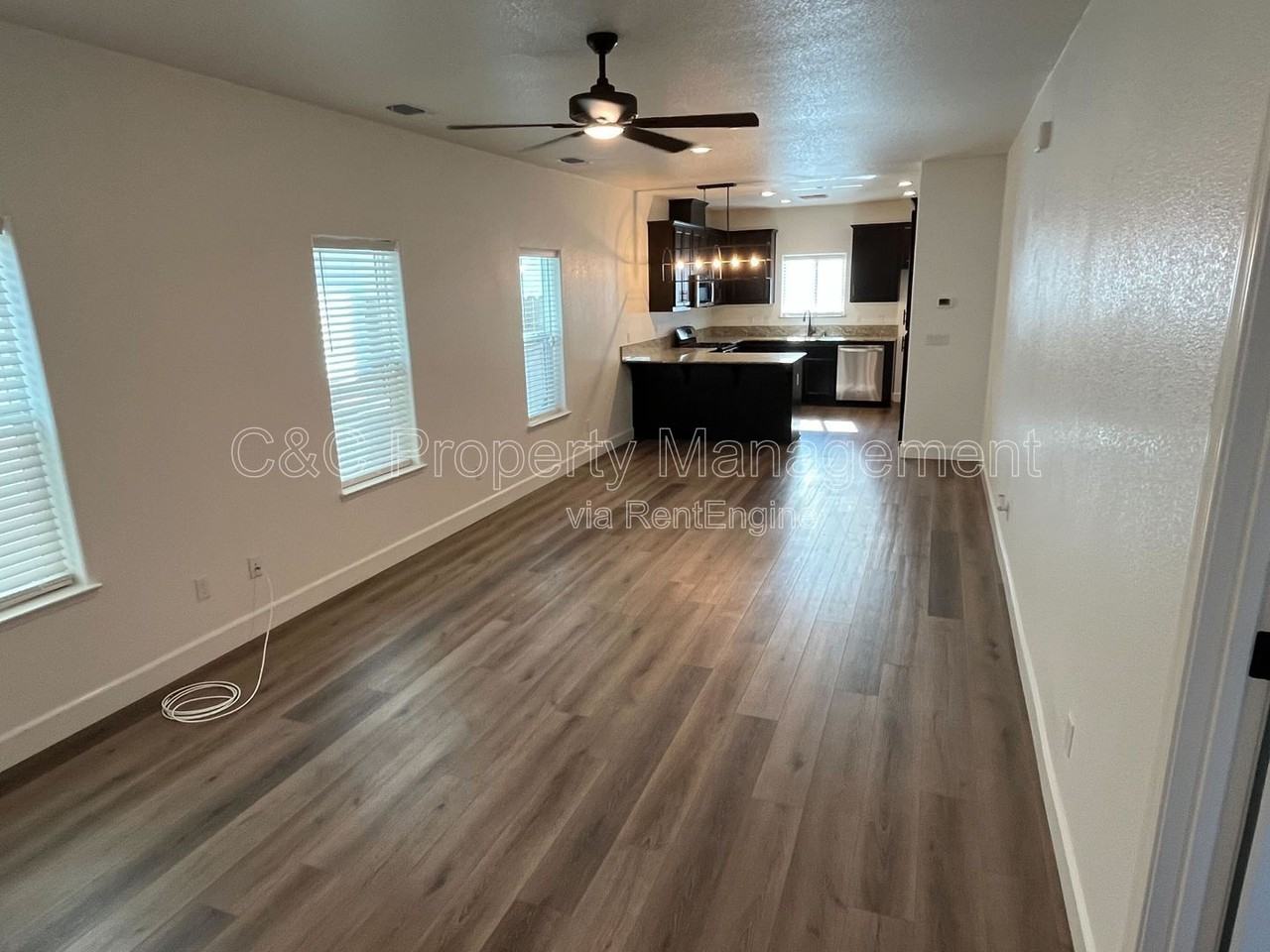 5078 Palisade Ave - Photo 4 of 21