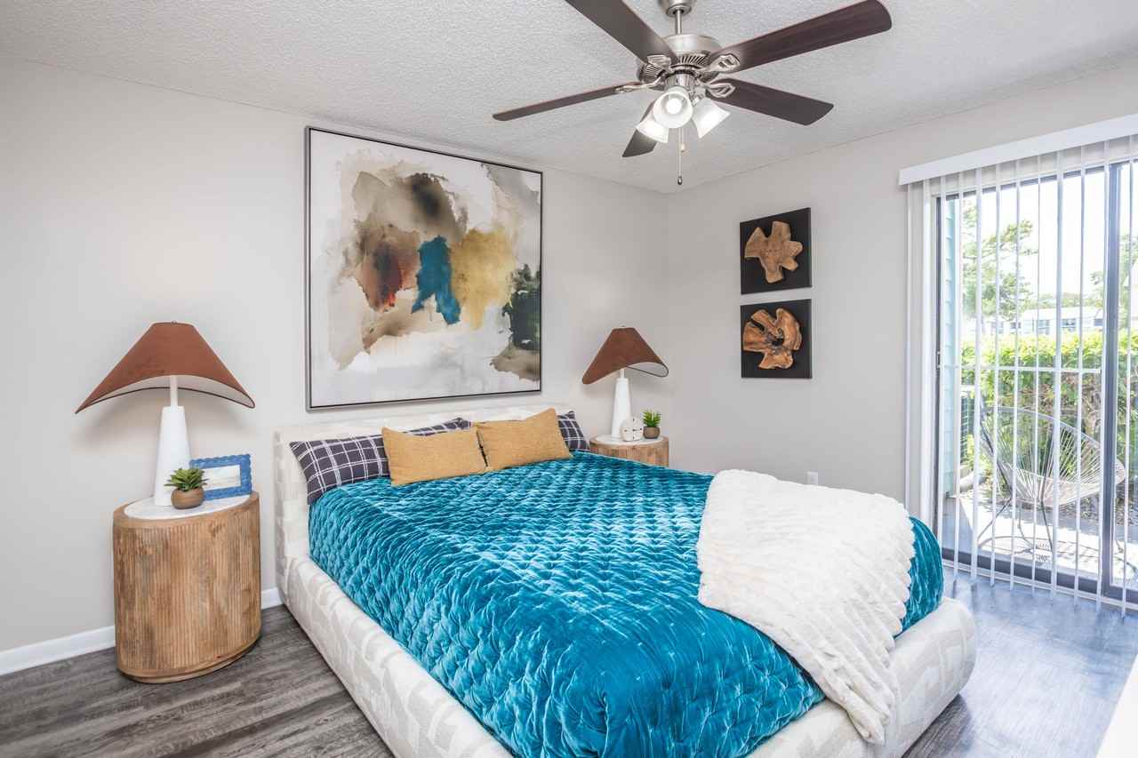 Lakes at 408 - Photo 6 of 38