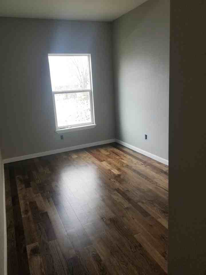 2222 E 12th Pl - Photo 2 of 9
