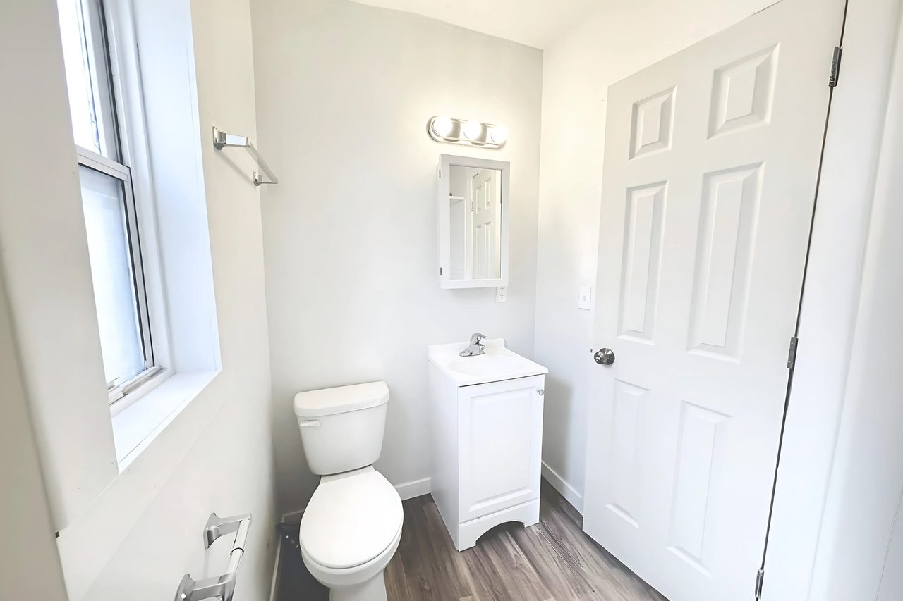 Gate City Apartments - Photo 7 of 50