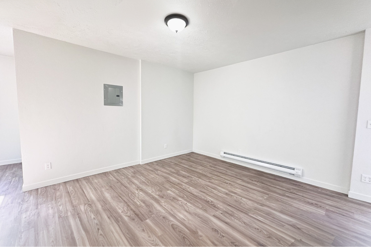 Gate City Apartments - Photo 4 of 50