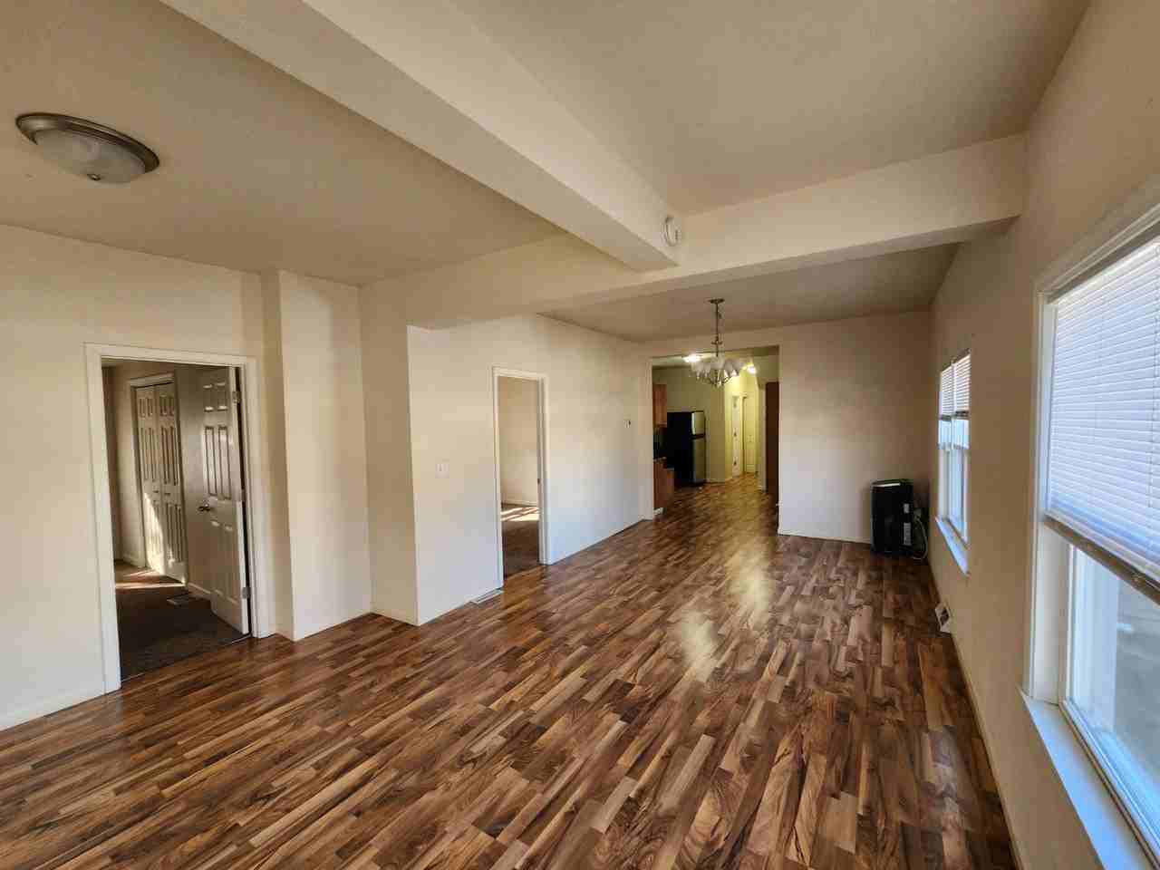 288 S Hickory St - Photo 7 of 12