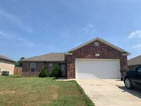 434 Wildwood Pt - Photo 1 of 1
