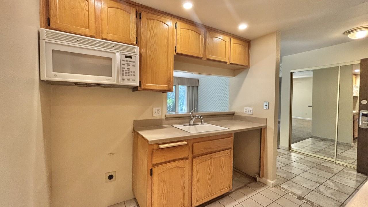 15651 Davis Cup Ln - Photo 7 of 27