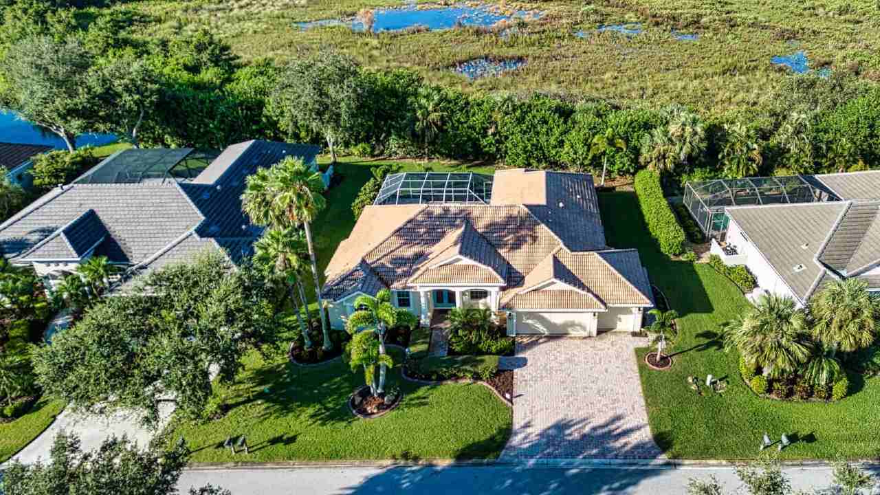 7808 Crest Hammock Way - Photo 3 of 33