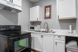 114 Lyndhurst Dr - Photo 1 of 1
