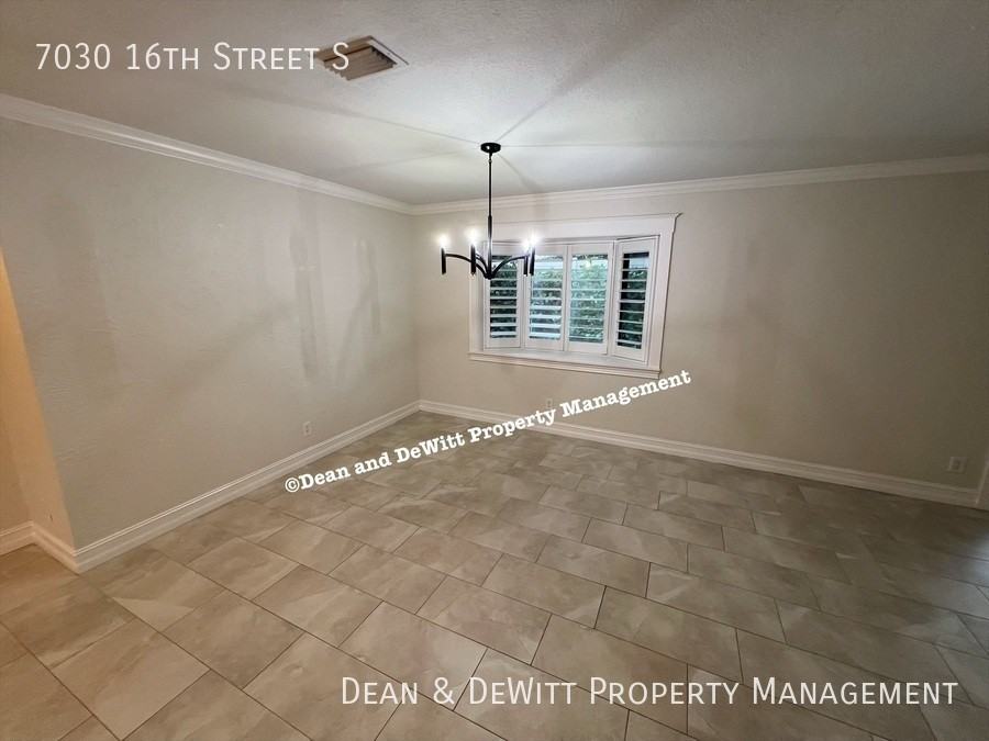 7030 16th St S - Photo 4 of 24