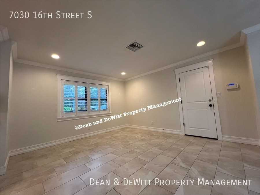 7030 16th St S - Photo 5 of 24