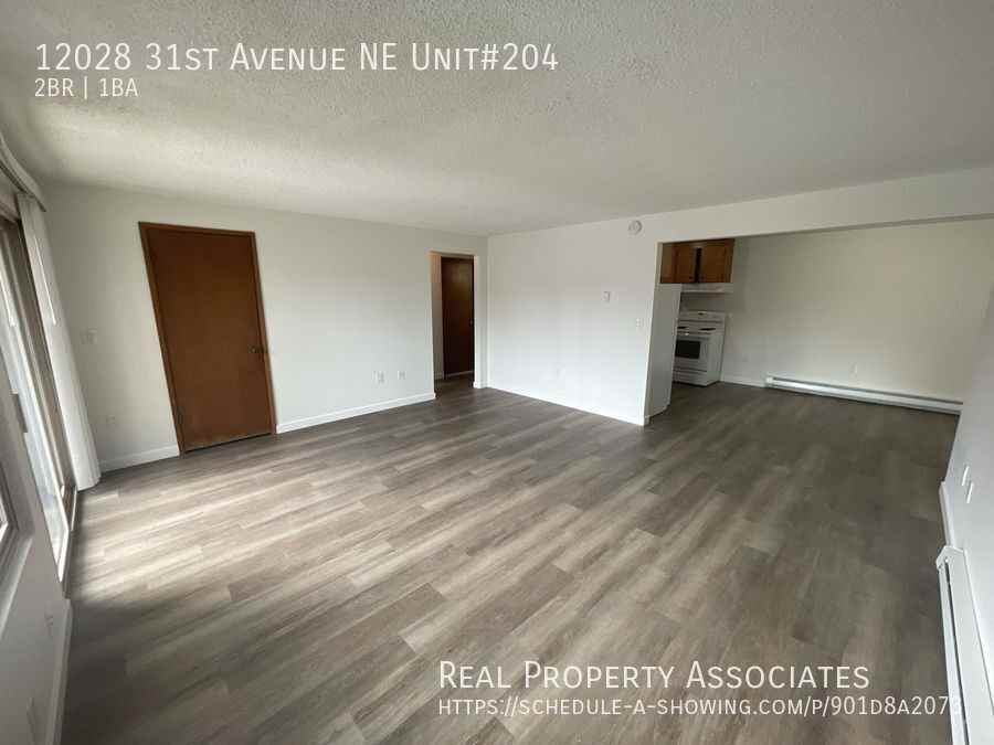12028 31st Ave Ne Apt 204 - Photo 2 of 11