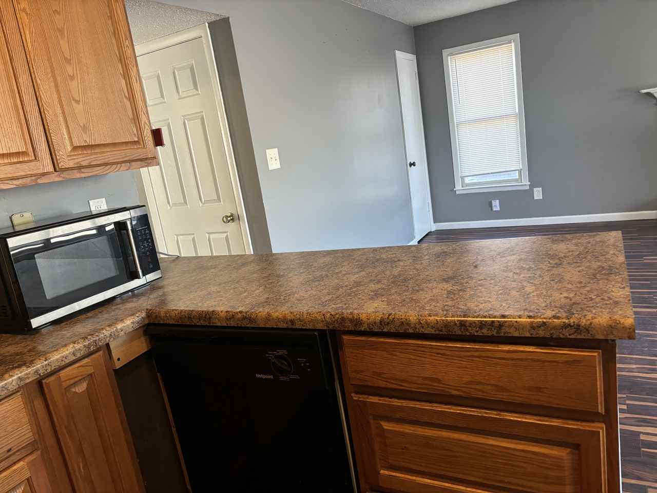 3927 Highridge Dr Sw #C - Photo 7 of 14