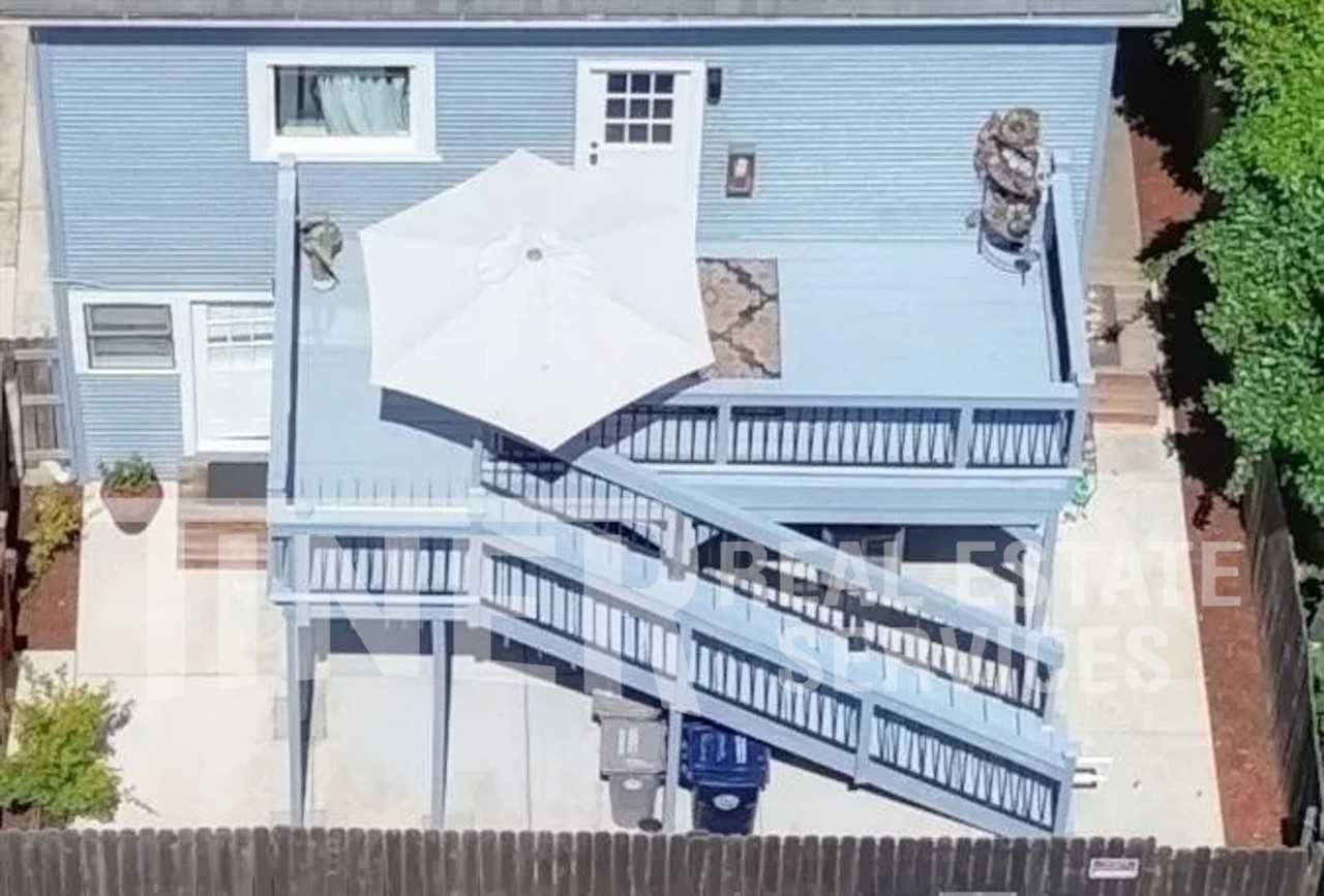 2015 10th St #C - Photo 2 of 29