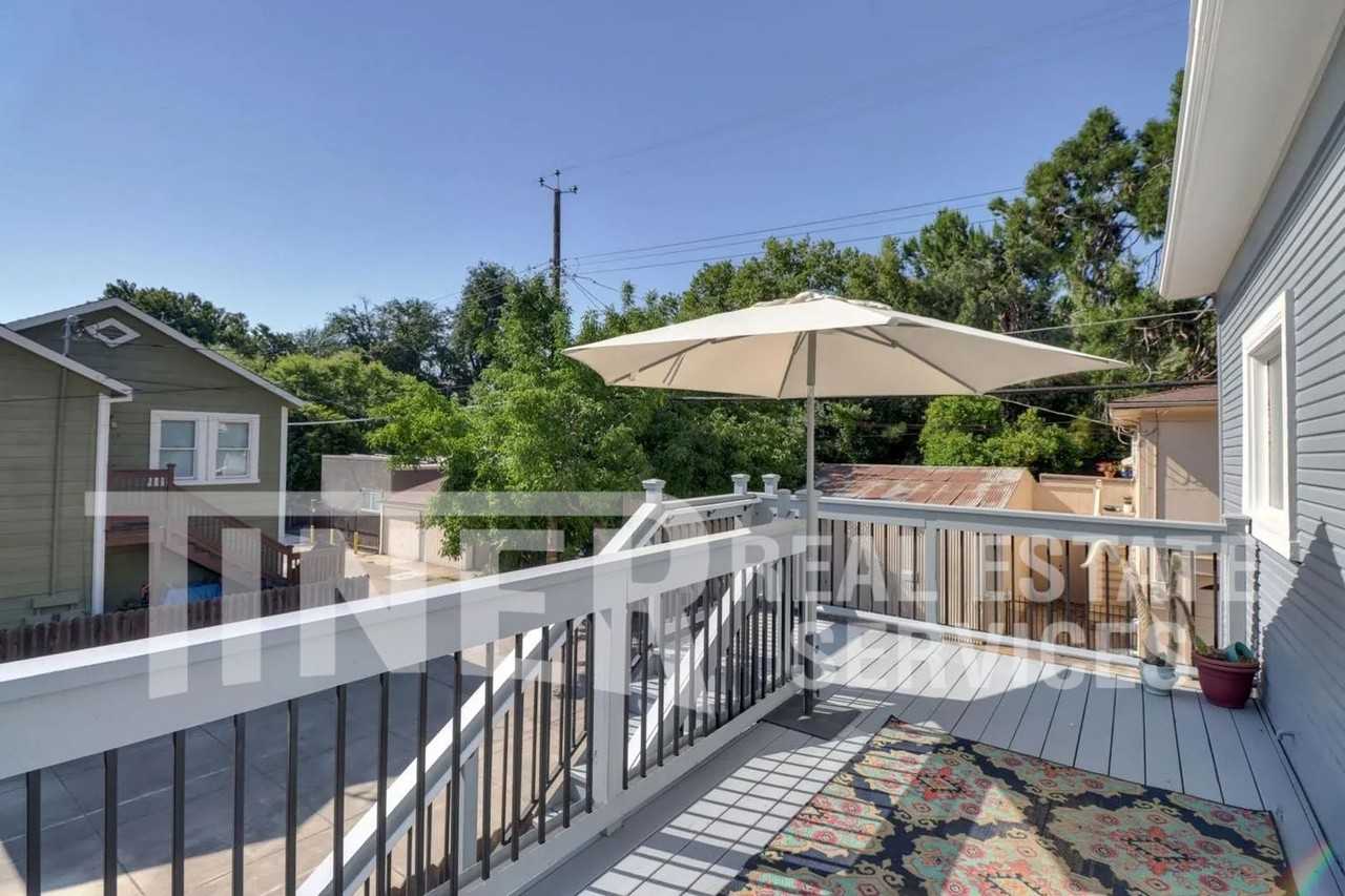 2015 10th St #C - Photo 3 of 29