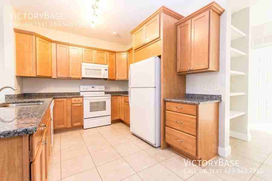 808 Brady Rd - Photo 2 of 13