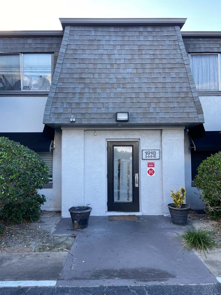 1918 Conway Rd #1 - Photo 6 of 42