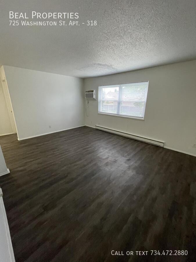 725 Washington St #318 - Photo 5 of 15