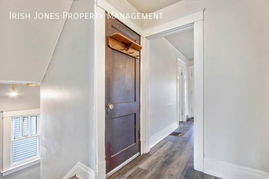 1519 Whitney Ave #2 - Photo 7 of 16