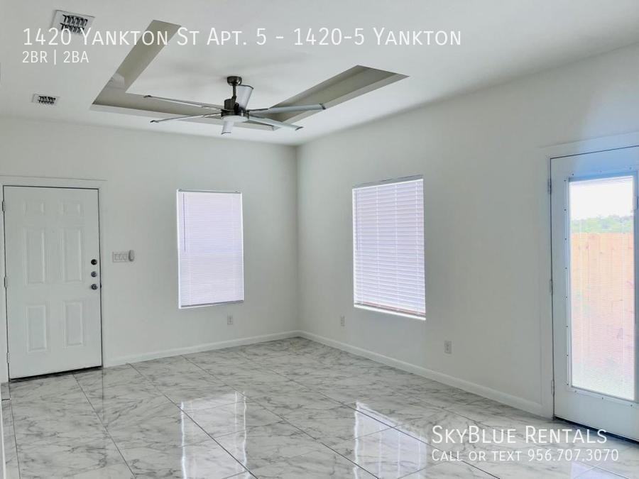 1420 S Yankton St Apt 5 - Photo 3 of 16