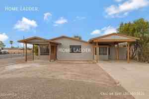 featured image of 416 W 12th St