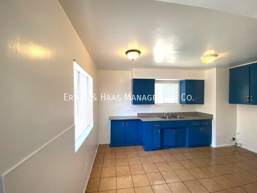 193 East 50th Street #02 - Photo 4 of 13