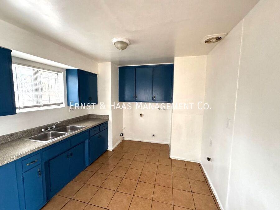 193 East 50th Street #02 - Photo 5 of 13