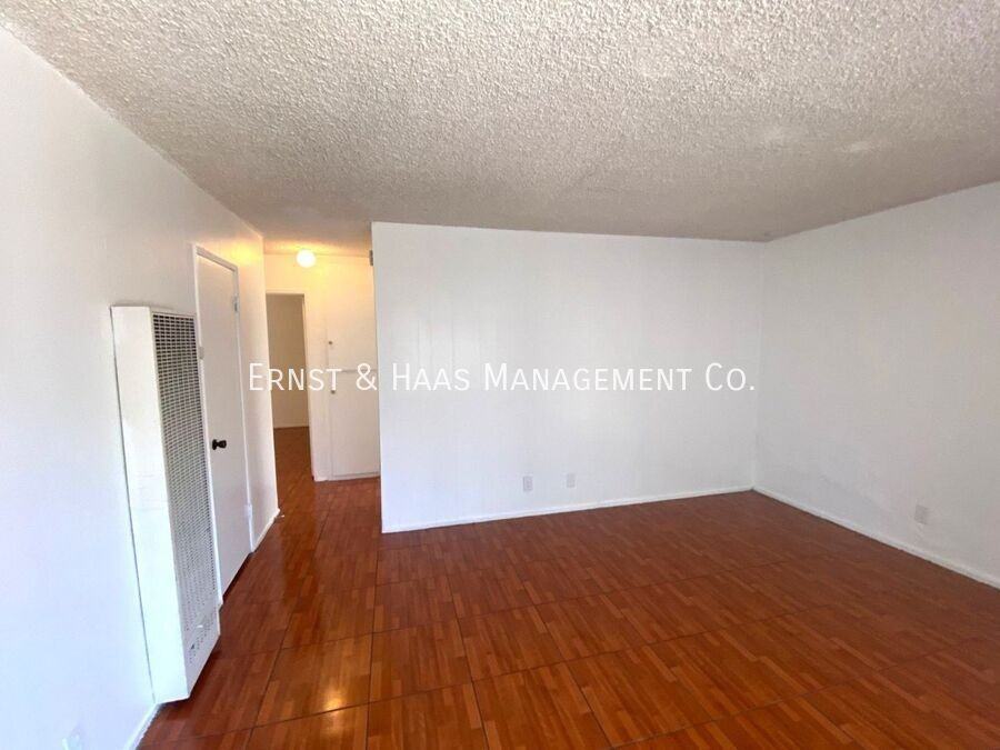 193 East 50th Street #02 - Photo 6 of 13