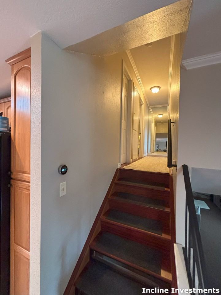 211 Westcott Ave #NA - Photo 7 of 17
