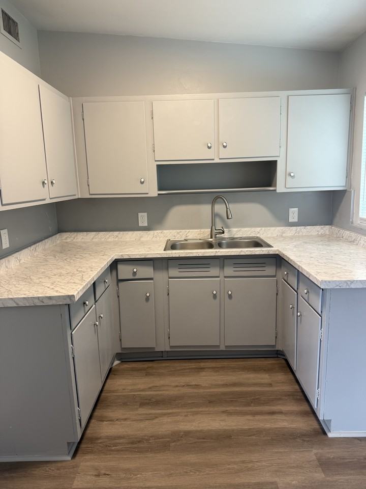 114 Laurel Dr #NA - Photo 5 of 13