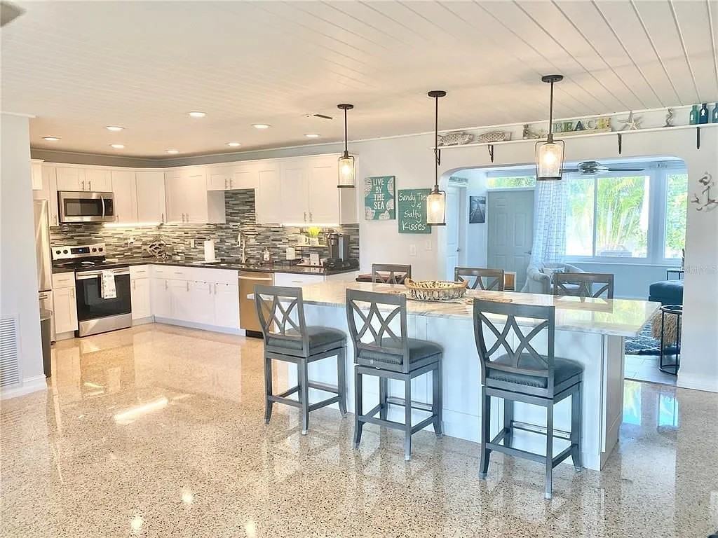 5196 41st St S #NA - Photo 4 of 17