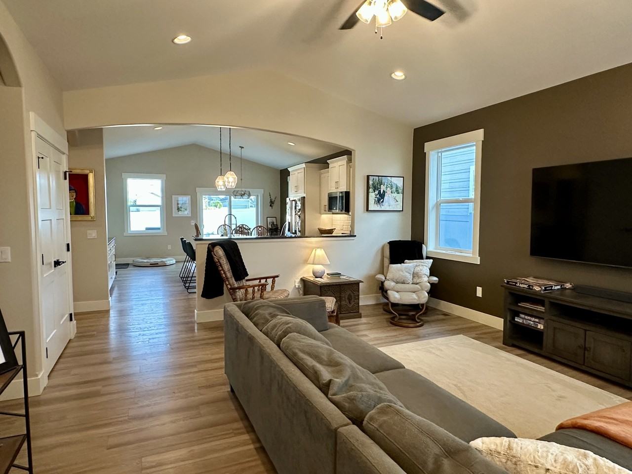 2891 Jeannette Rankin Dr #NA - Photo 4 of 34