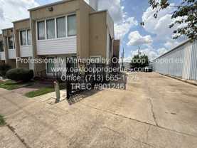 2724 Crossview Dr Ste 207 - Photo 1 of 1