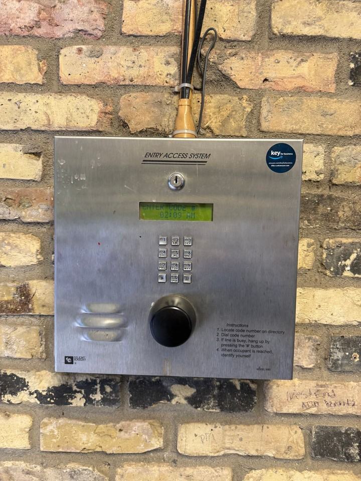 3720 West 32nd Street - Photo 4 of 16