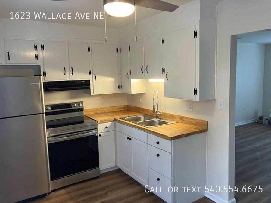 1623 Wallace Ave Ne - Photo 2 of 6