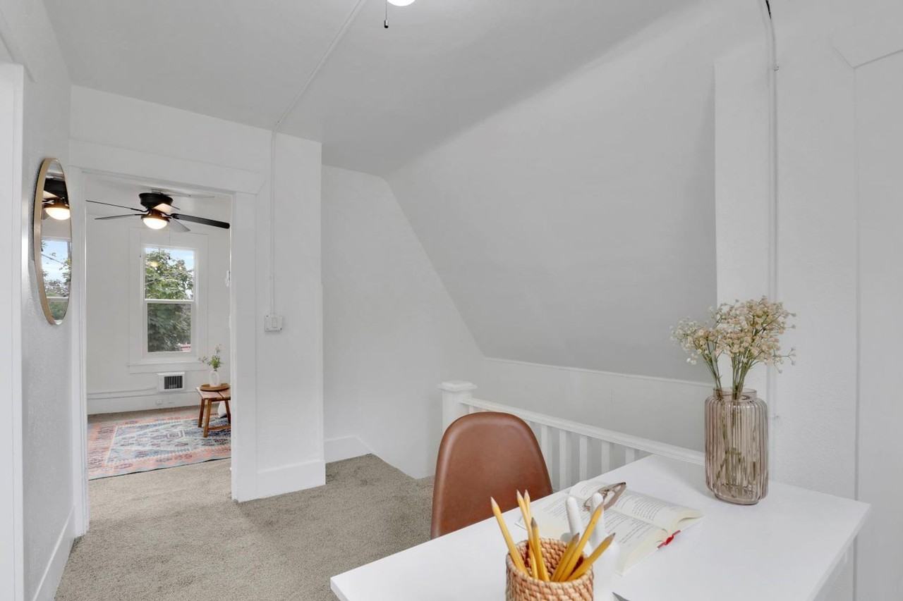 2016 W Gardner Ave - Photo 5 of 20