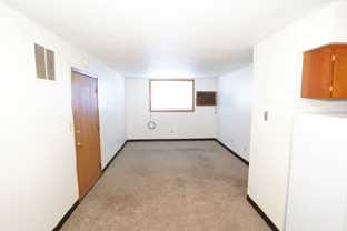 Colonial Arms - Photo 1 of 1