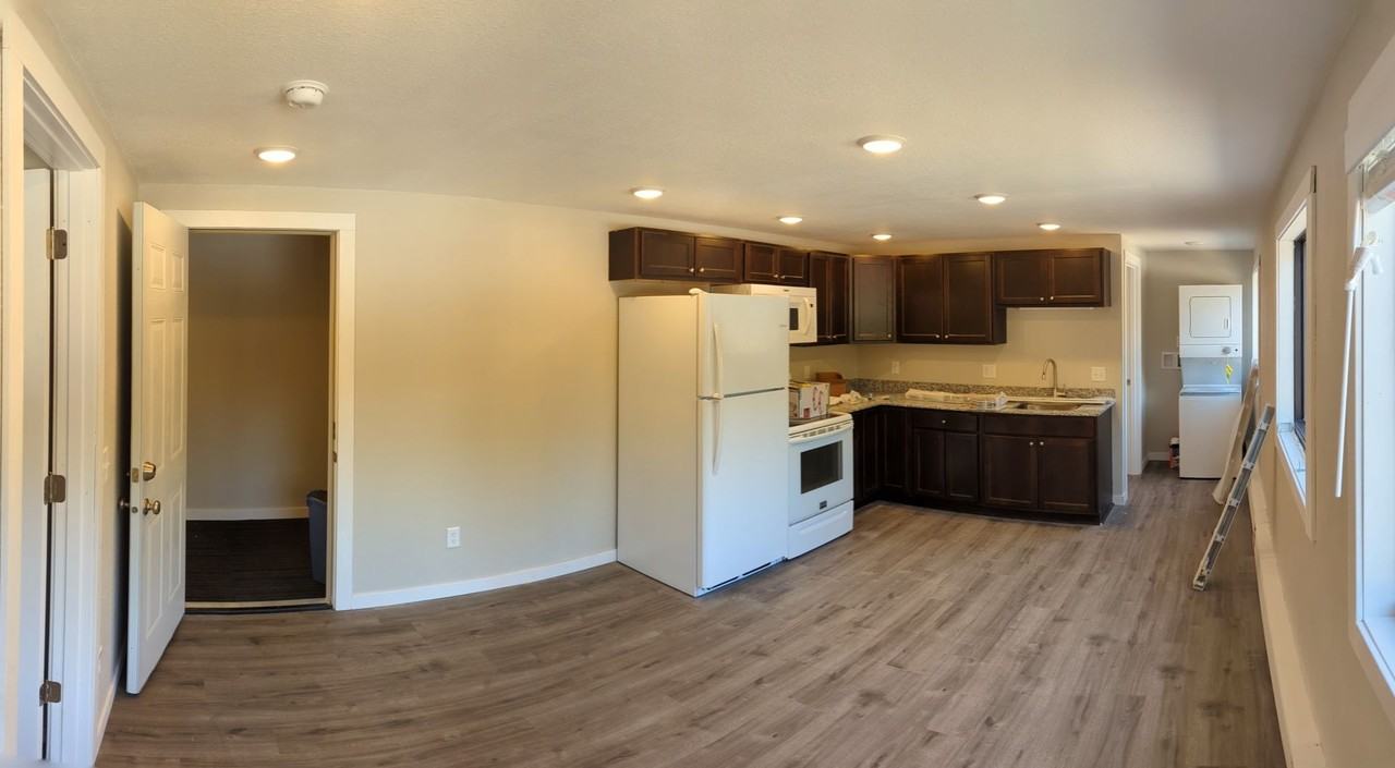 AM Professional Center - Photo 7 of 9