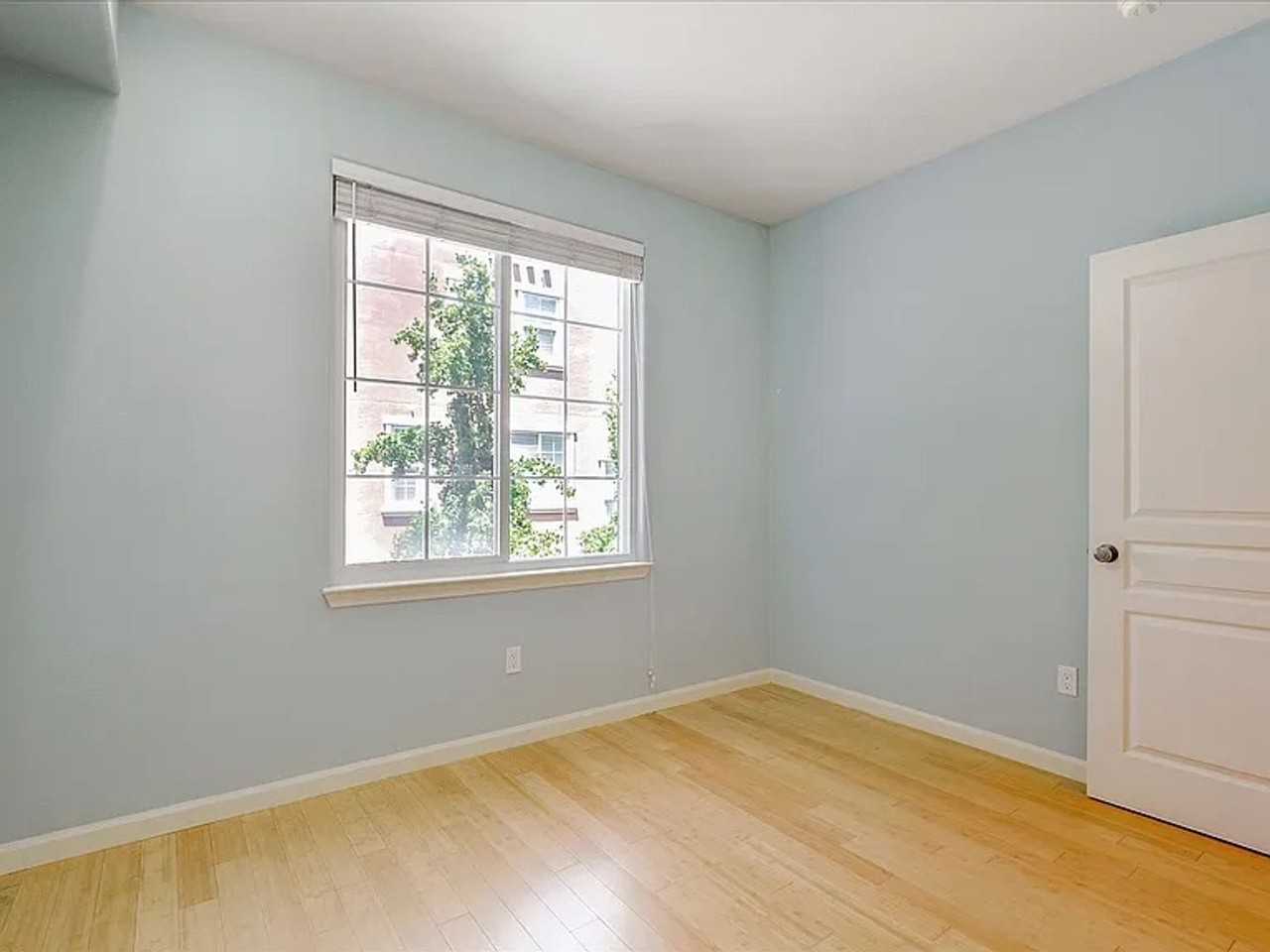 535 Moreland Way - Photo 6 of 11