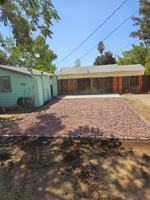 featured image of 814 814 & 814 1/2 Edgar Avenue