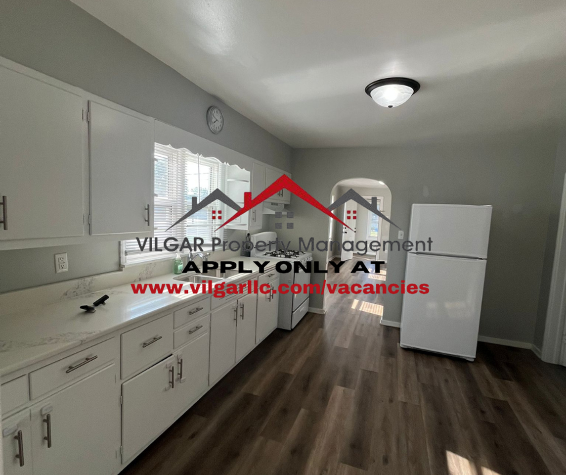 2631 Hart Rd - Photo 2 of 16