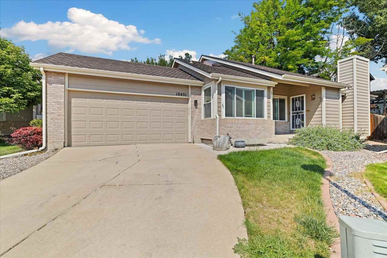 10451 W 83rd Pl - Photo 2 of 29