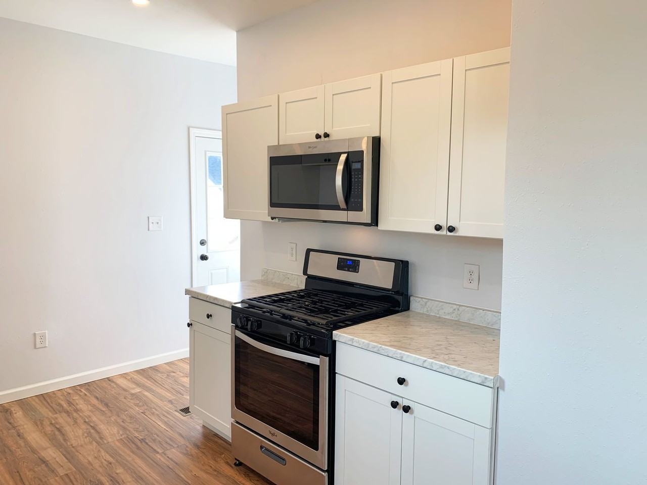 838 E Penning Ave - Photo 2 of 25