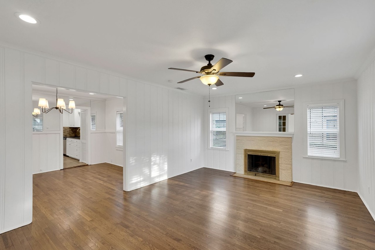 3440 Rogers Ave - Photo 2 of 23