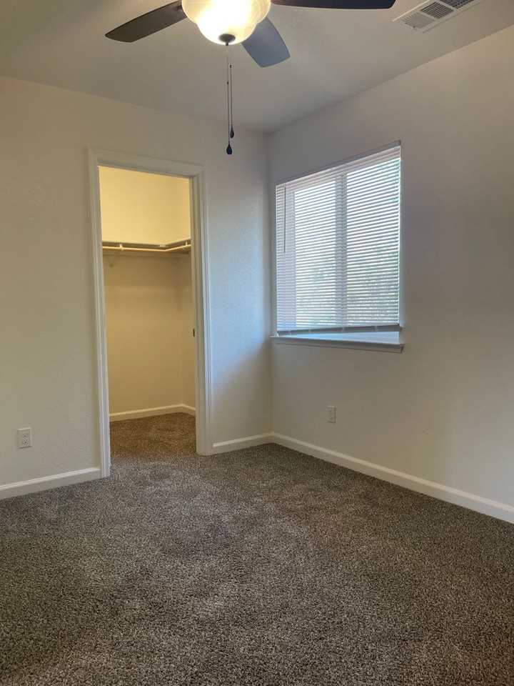 573 Lincoln Ave #A - Photo 7 of 26