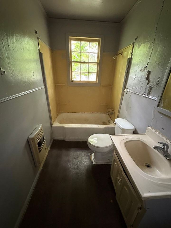 2723 Fulton Street - Photo 3 of 8