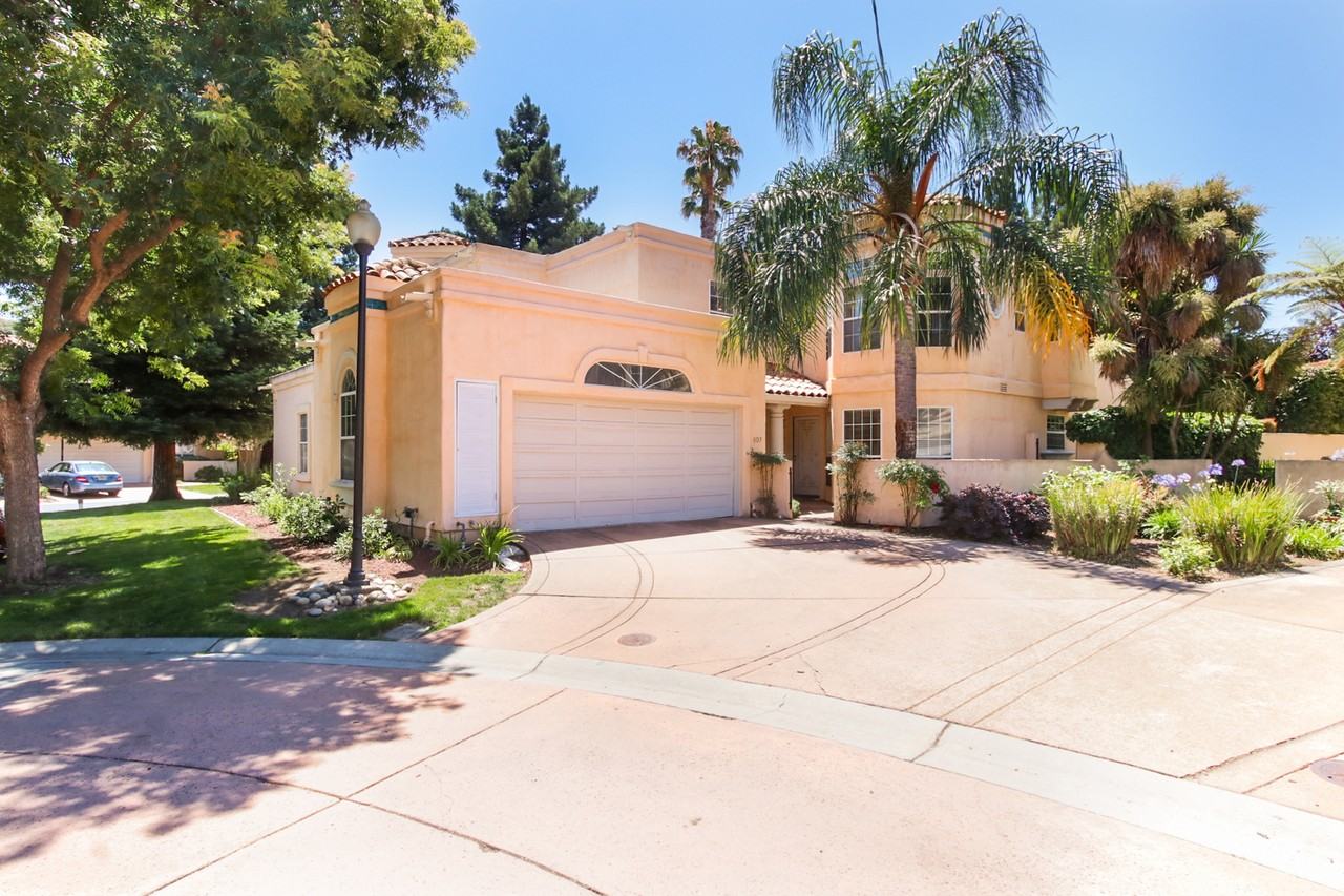 807 Rebecca Privada - Photo 2 of 36